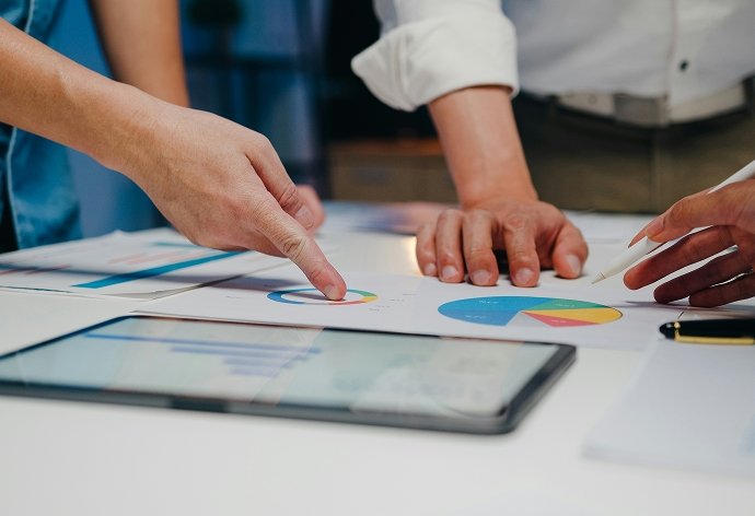 Начать запрос