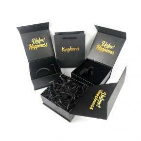 Жесткая коробка с магнитной застежкой