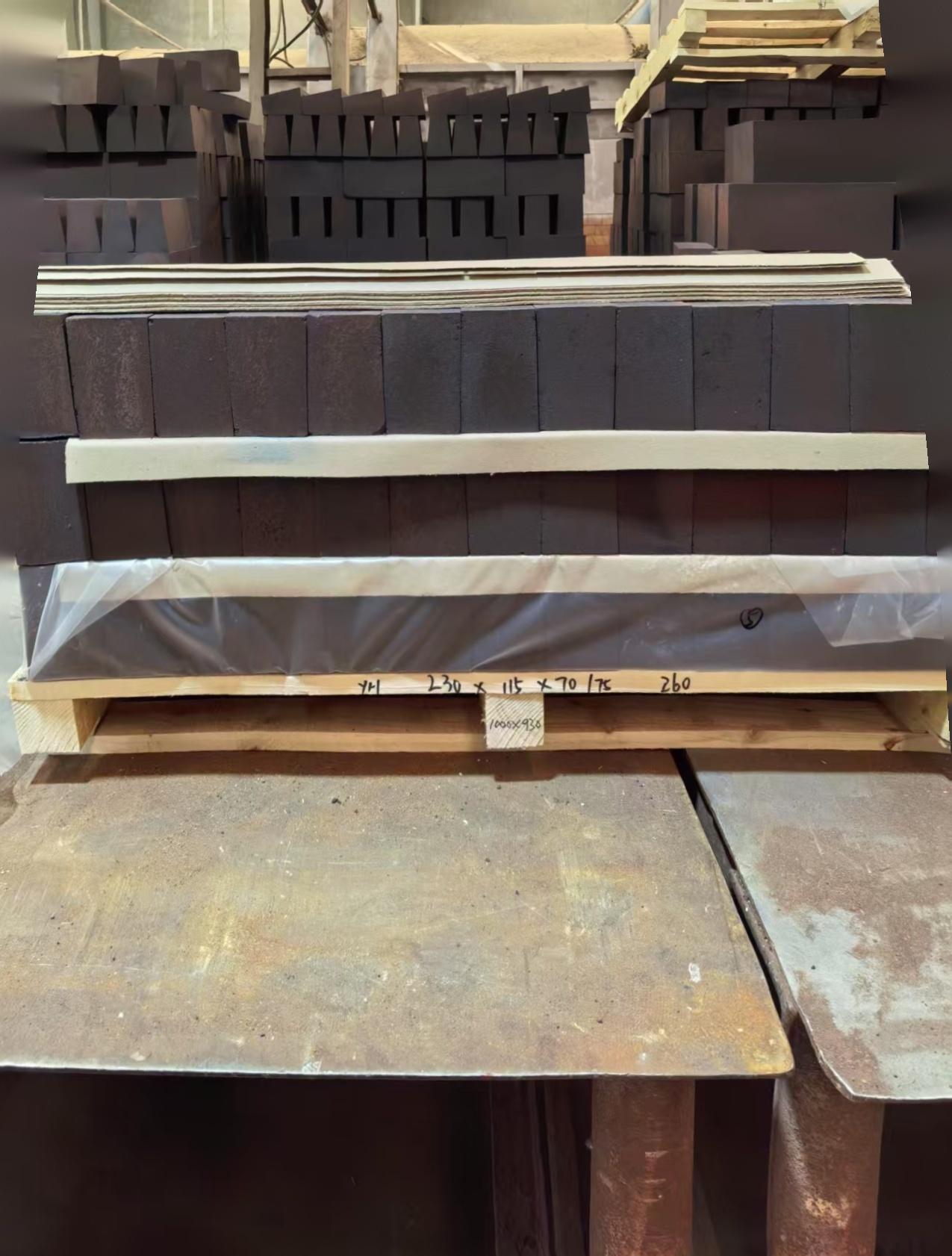 Огнеупорный кирпич