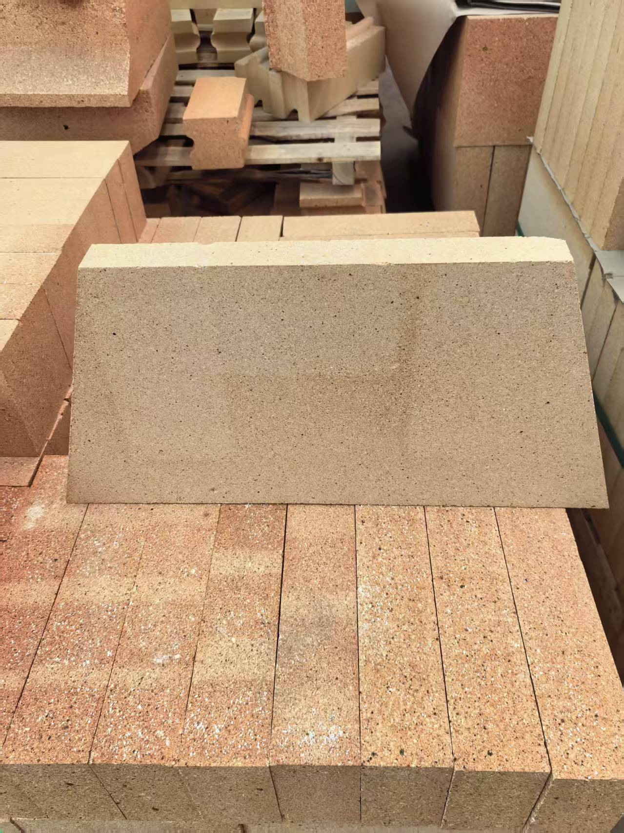 шамотный кирпич