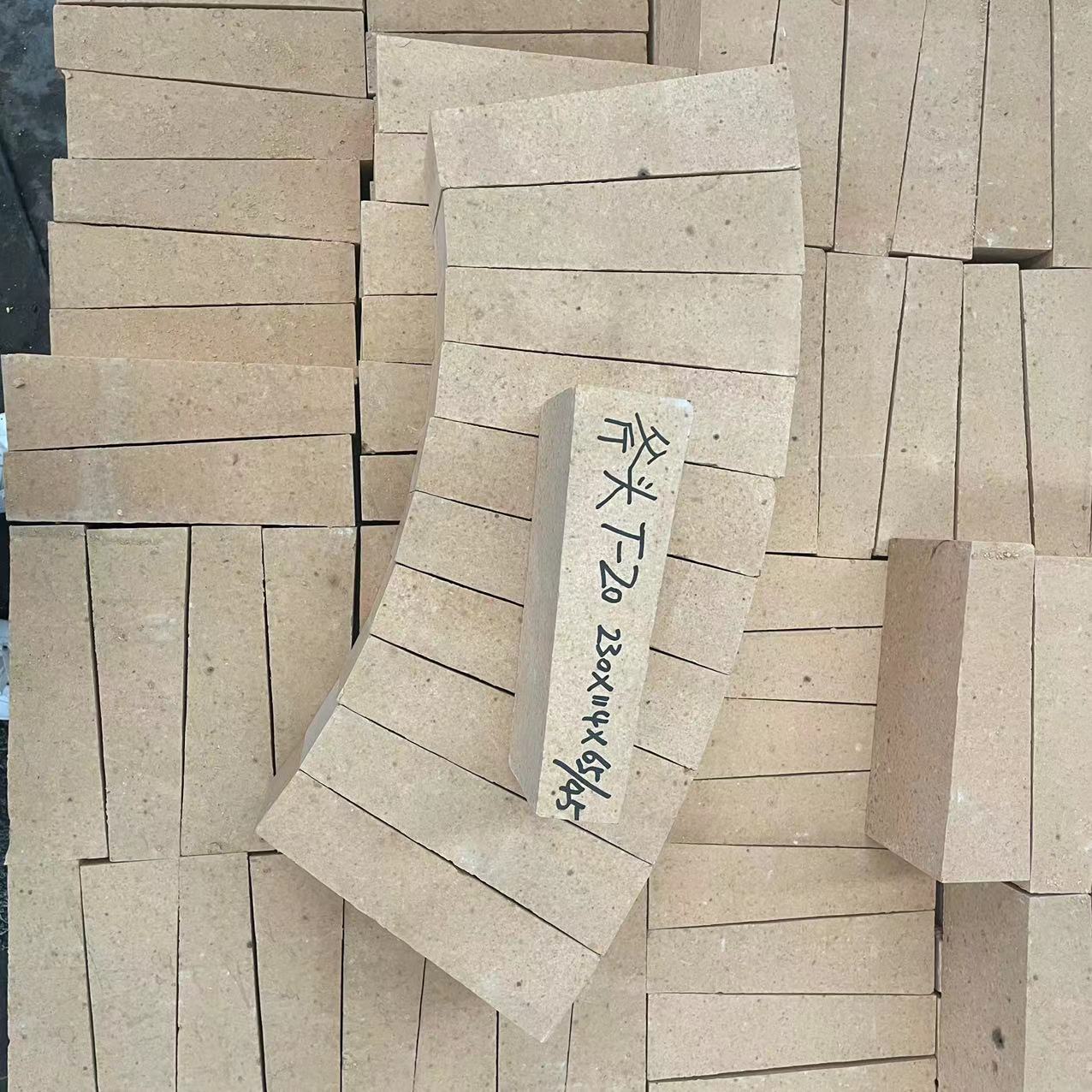 высокоглиноземистые огнеупорные кирпичи