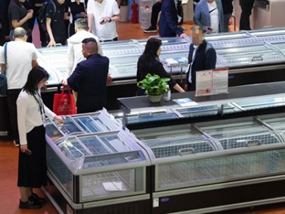 Компания Dashang Холодильная компания представляет защищенную авторским правом прозрачную островную морозильную камеру, устанавливающую новые отраслевые стандарты