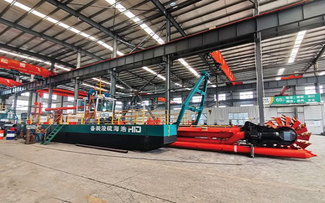 Bucket wheel dredger