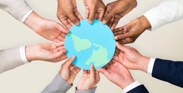 Глобальное распределение и услуги