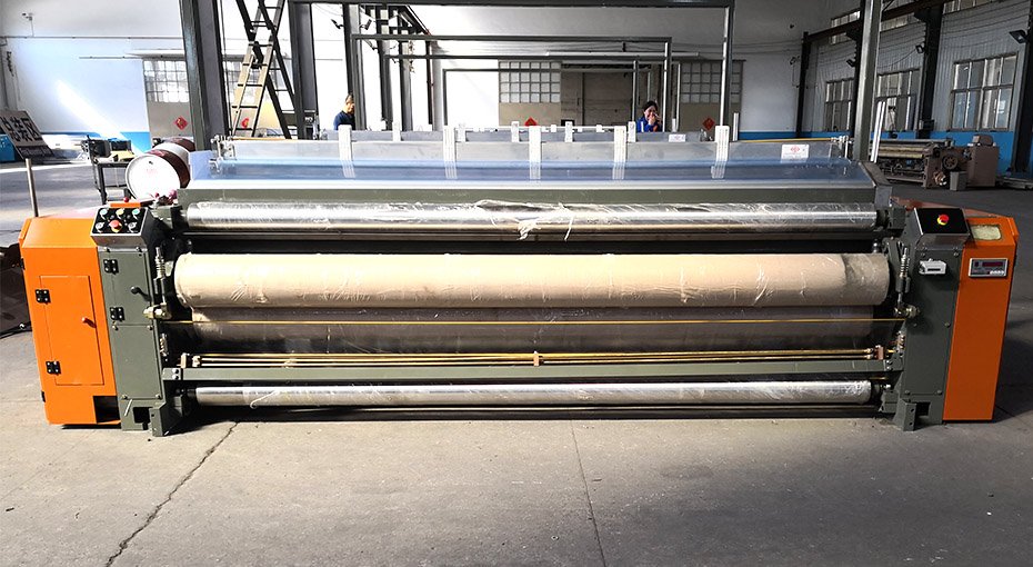 ТД 918 струйный ткацкий станок