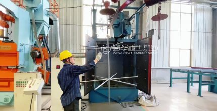 От ручного опыта к однокнопочному стандарту: крюковая дробеструйная машина Qingdao Puhua переопределяет очистку блинов для штанги