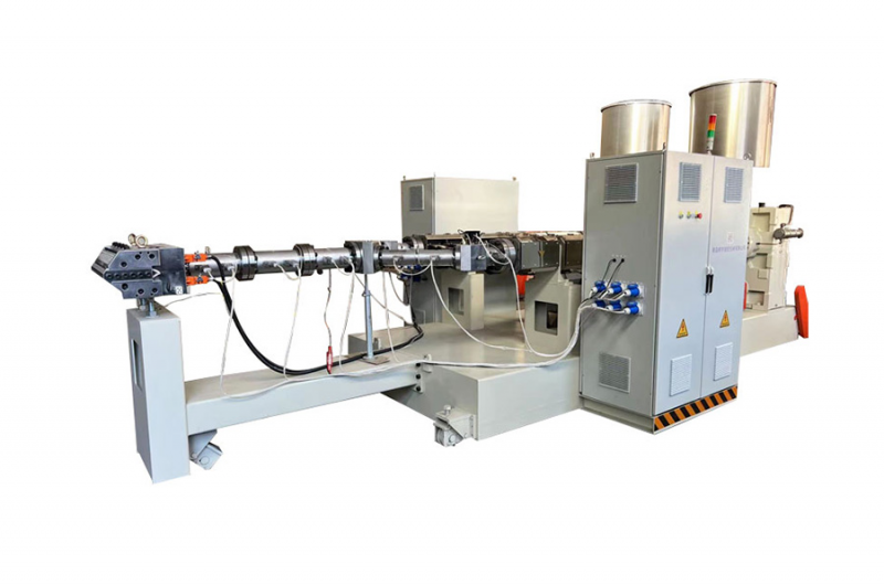 Высокоэффективный экструдер с двойной подачей 90/38