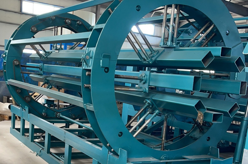 Изоляционная труба без опорной платформы для вспенивания