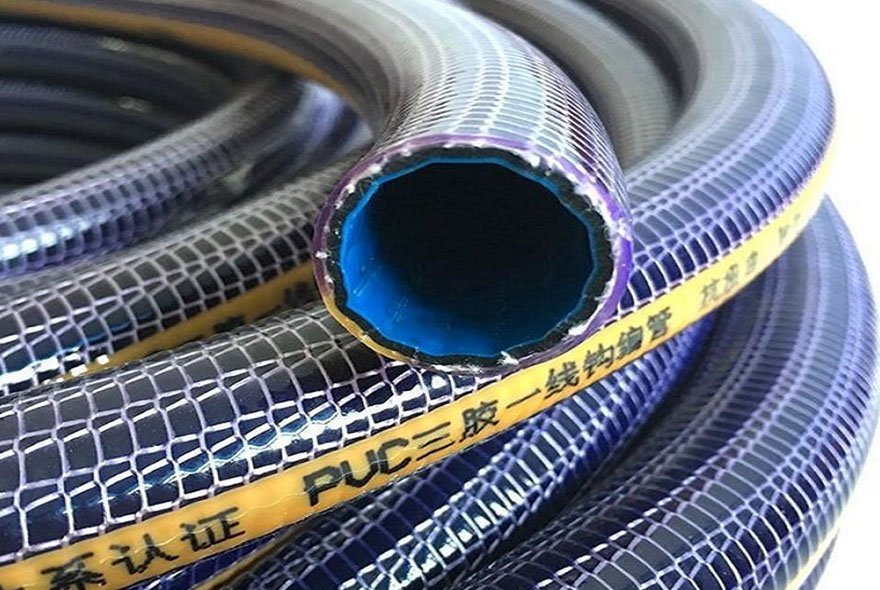 линия производства спирального шланга