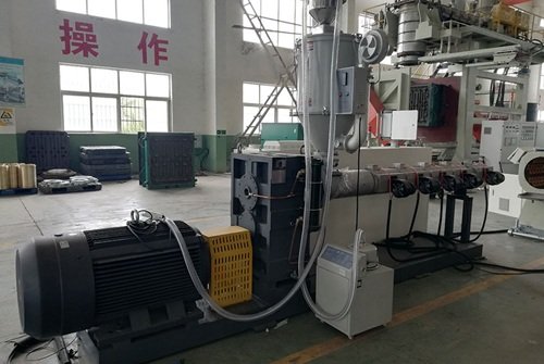 PE pipe extrusion machine supplier