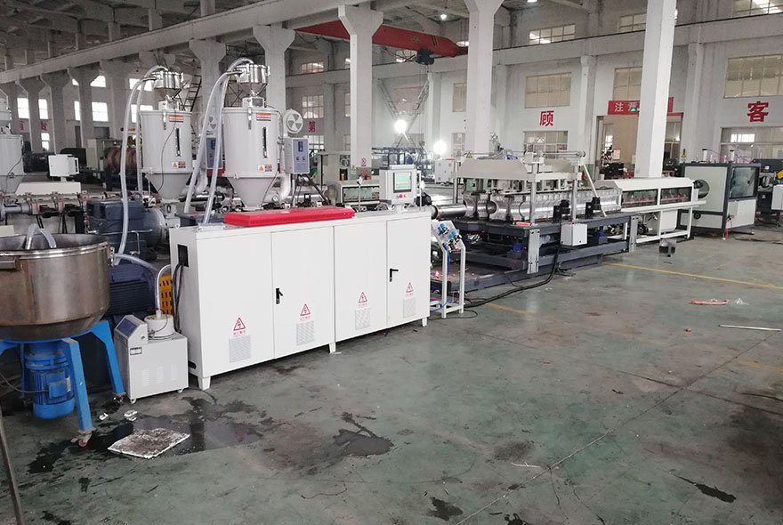 Double wall corrugated pipe production line Double wall corrugated pipe production line