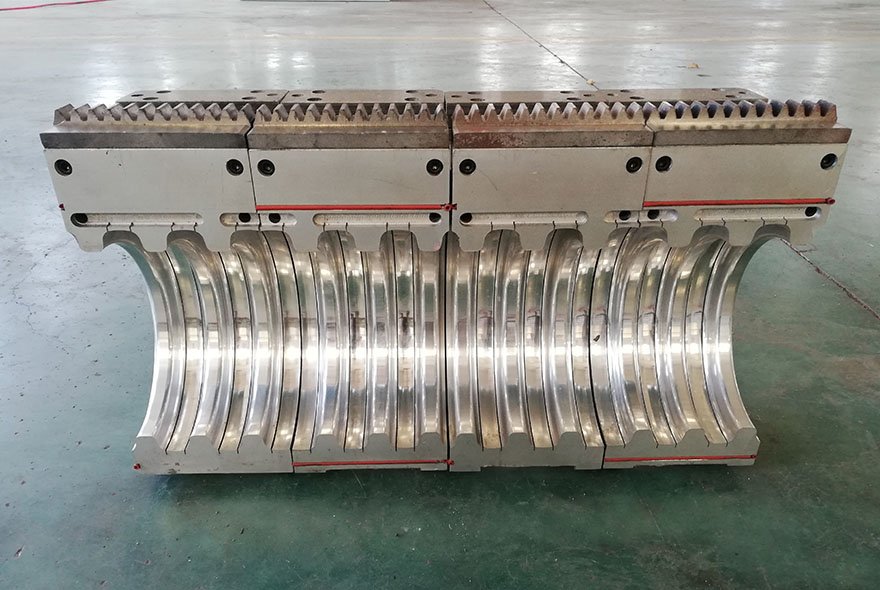 Double wall corrugated pipe extrusion machine Double wall corrugated pipe extrusion machine
