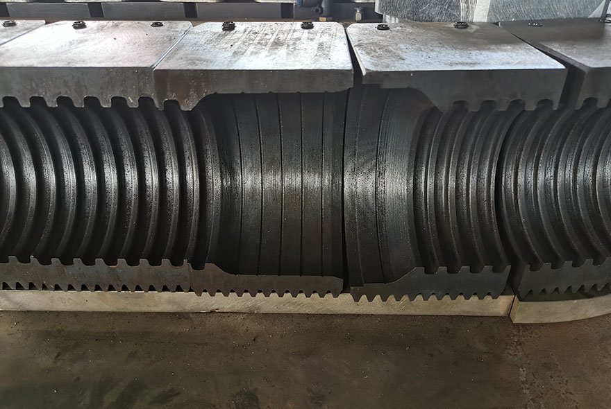 Double wall corrugated pipe extrusion machine Double wall corrugated pipe extrusion machine