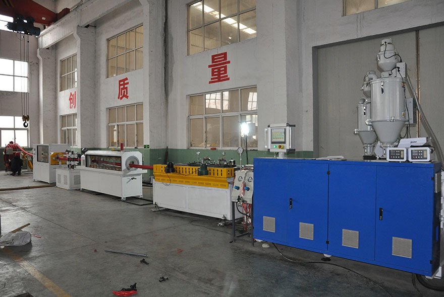 Double wall corrugated sewer pipe production line Double wall corrugated sewer pipe production line