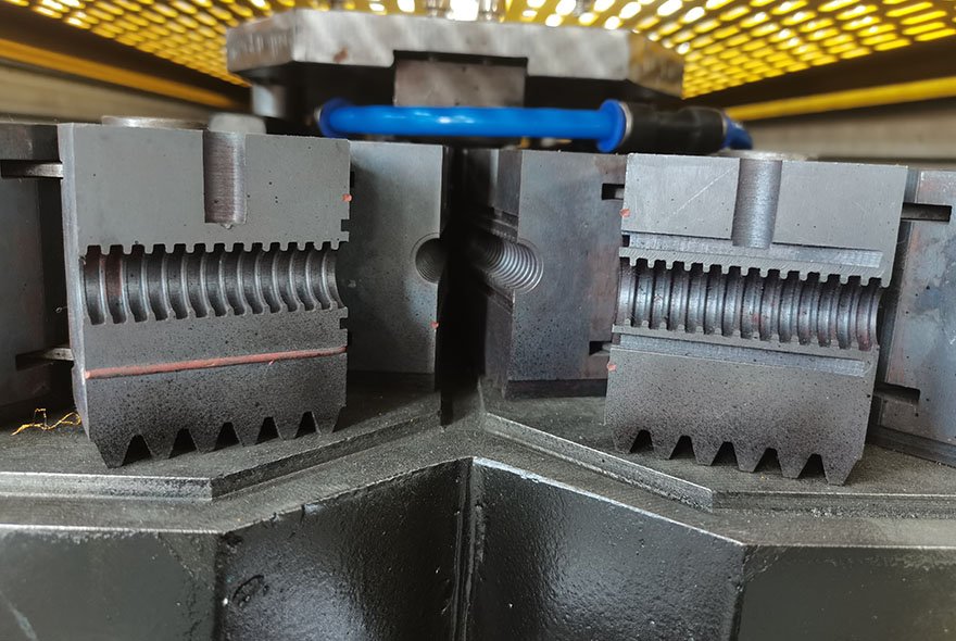 Single wall corrugated pipe extrusion machine Single wall corrugated pipe extrusion machine