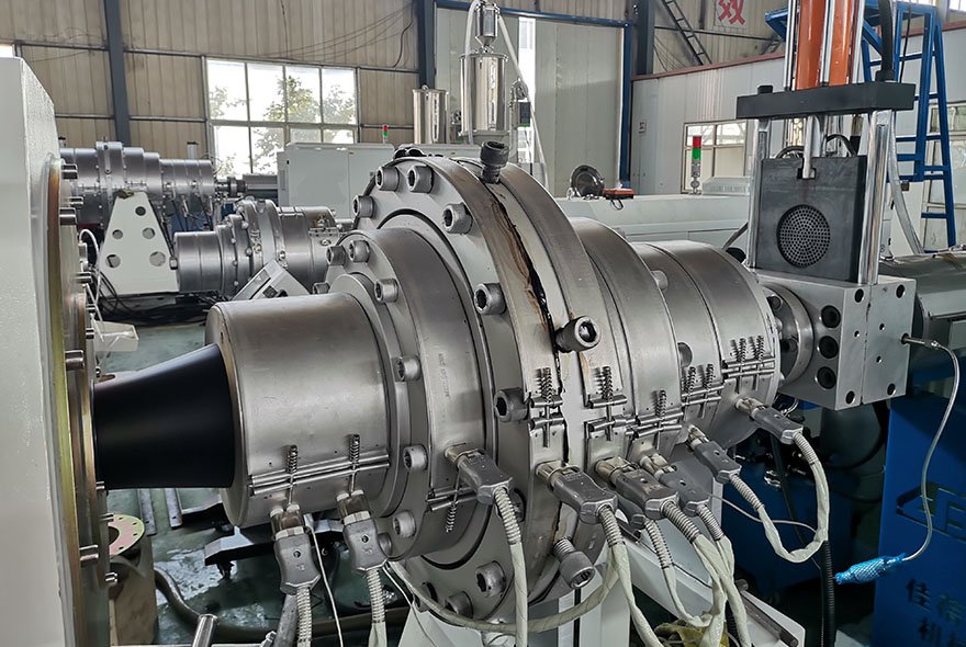 PE jacket pipe extrusion line