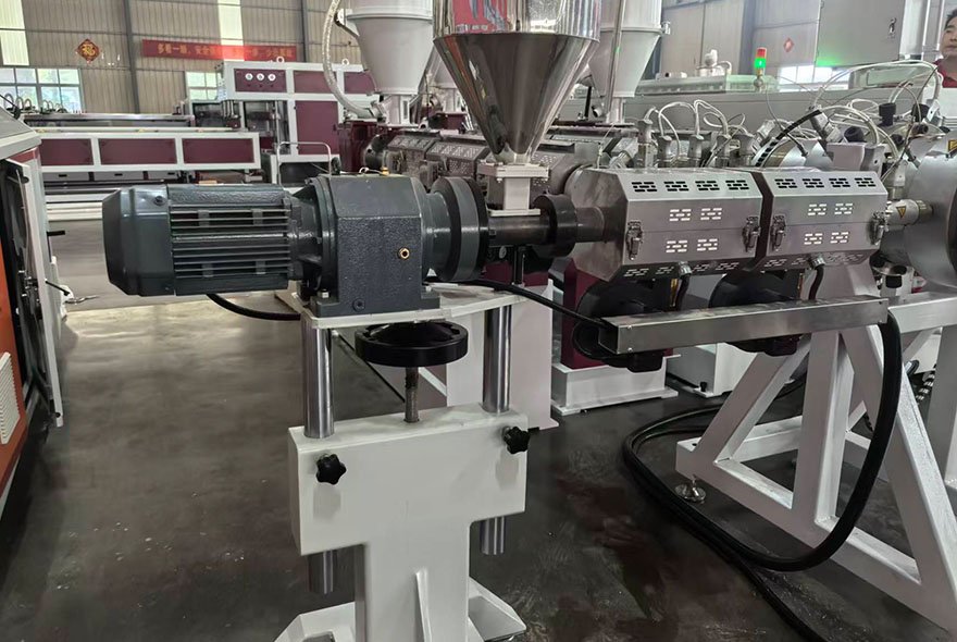PPR multilayer pipe production line