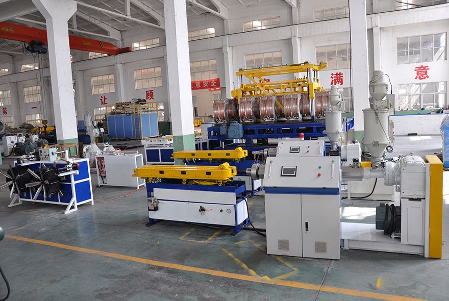 Single wall corrugated tube production line Single wall corrugated tube production line