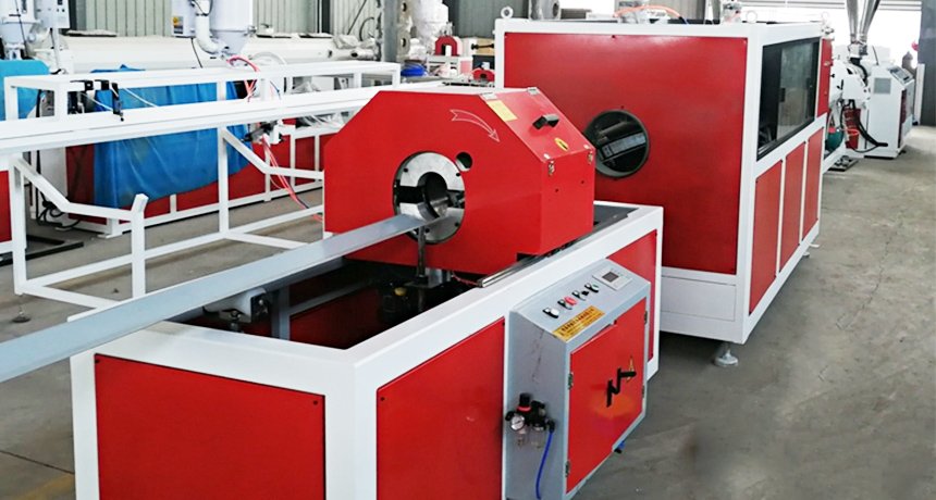 Два вида формовочных устройств для линии по производству полиэтиленовых труб