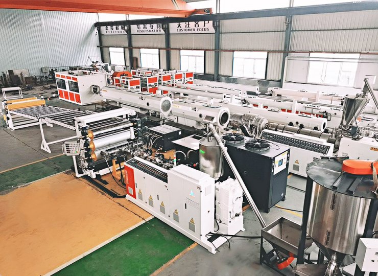 Экструзионная машина для листов ТПЭ Qinghang