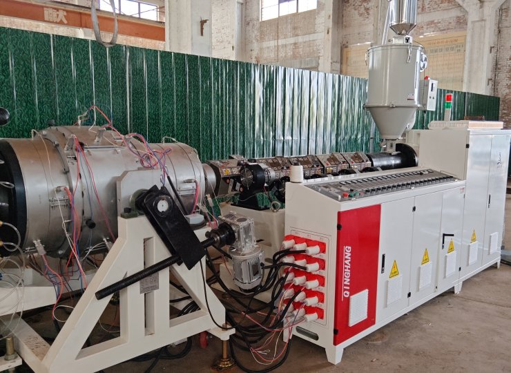 Высокопроизводительная машина для производства труб из ПНД Qinghang