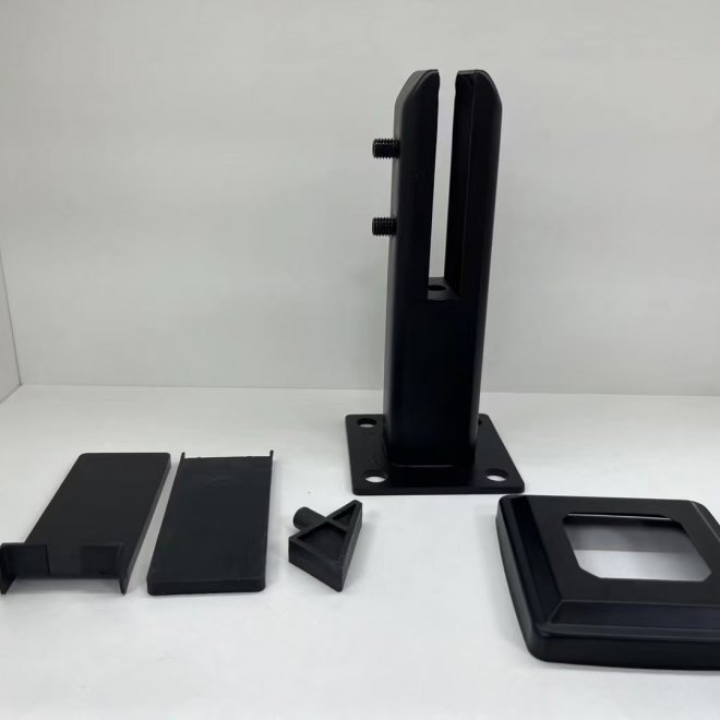 кран для стеклянных перил