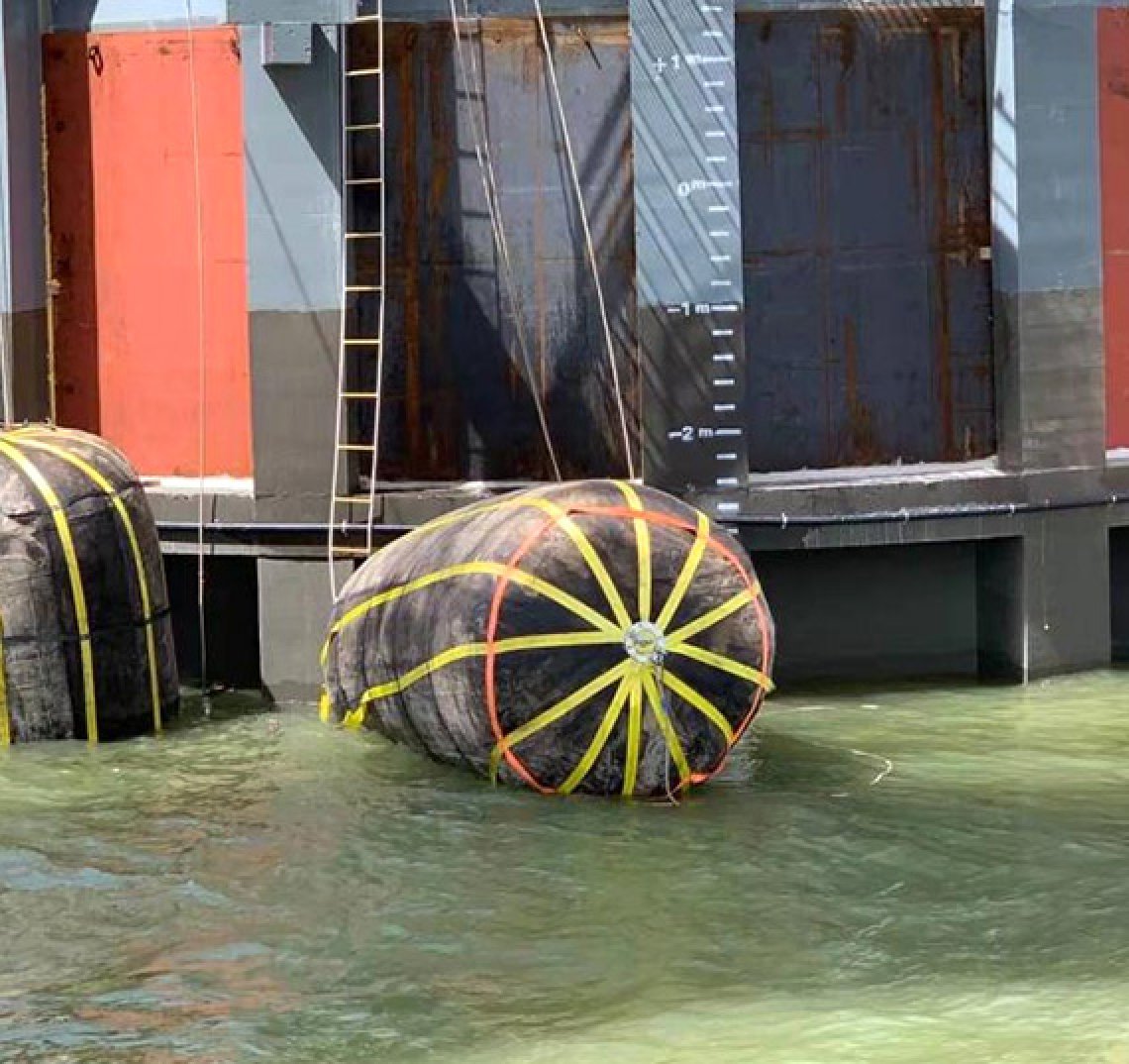 Спасение и подъем на поверхность подушек безопасности