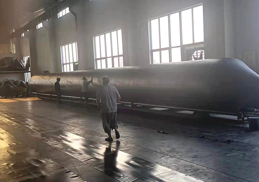 Спасение подушки безопасности, чтобы помочь плавать