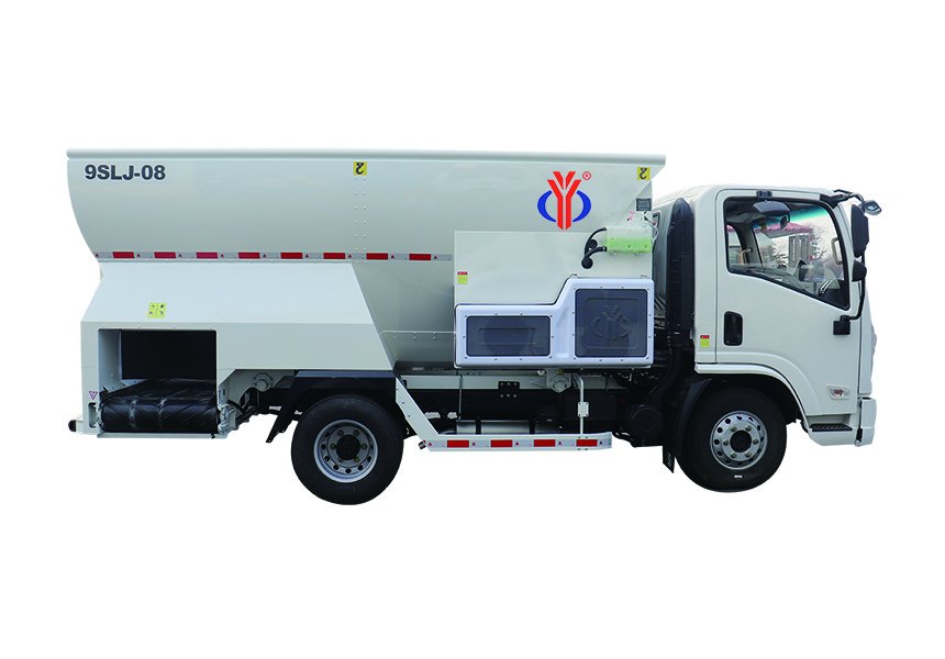 Разбрасыватель полуфабрикатов объемом 8 м³