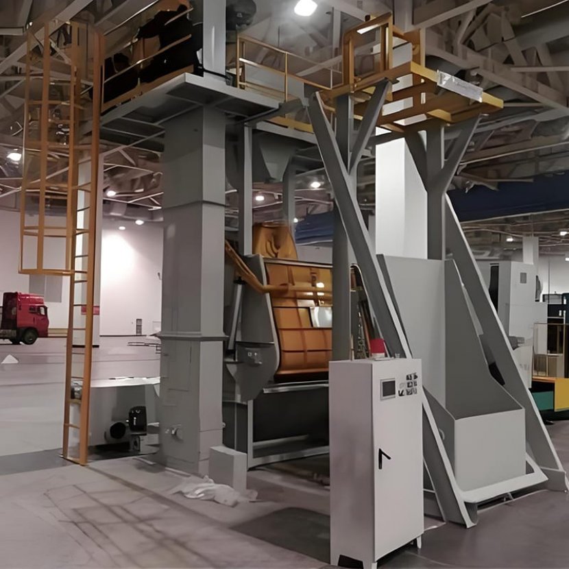 Metal track type shot blasting machine