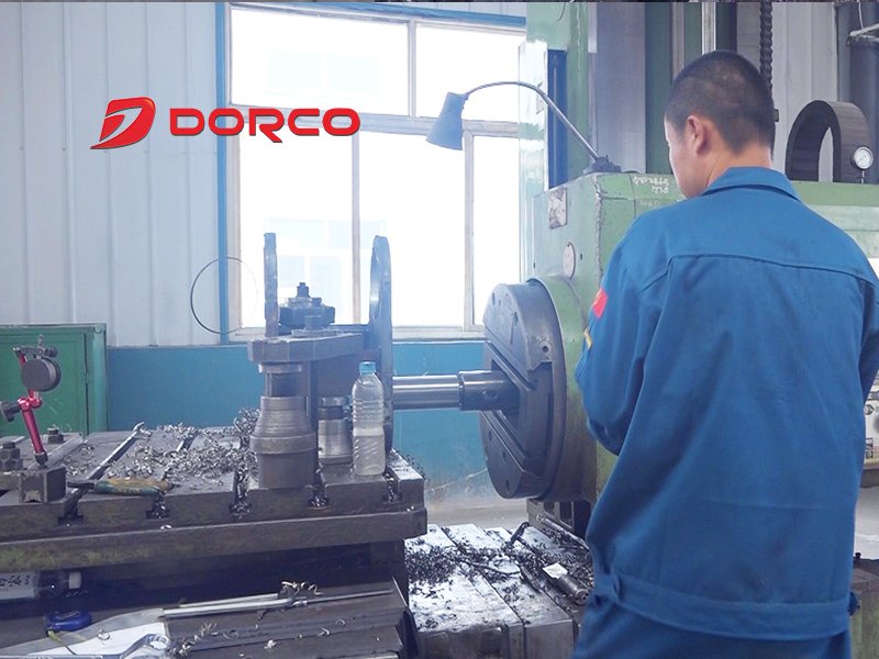 универсальный расточный станок