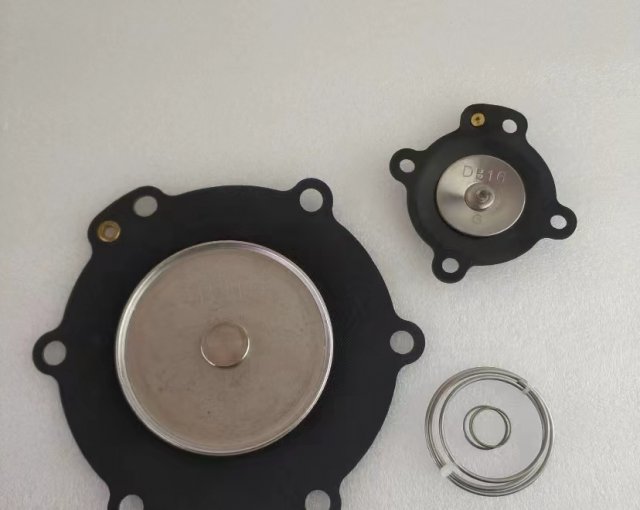 Каким образом мембрана импульсного клапана "продлевает срок службы на 300%"?Глубокие секреты технологии изготовления материалов