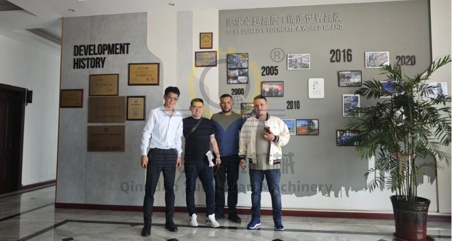 Линия по производству термосклеенного вата, изготовленная на заказ, отправлена ​​в Колумбию.