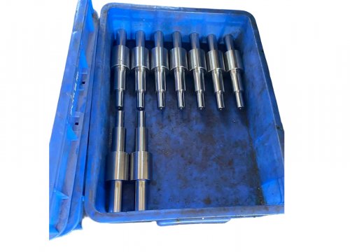 Ступенчатый металлический вал, промышленный штифт