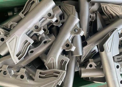 Монтажные выступы, изготовленные методом литья по выплавляемым моделям.