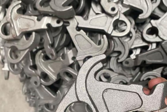 Lower Link Catch Hook