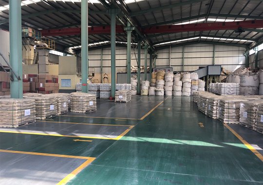 пластичный бетон, торкретируемый бетон, огнеупорный бетон