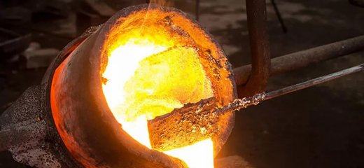 Применение и разработка аморфных огнеупоров в металлургической промышленности