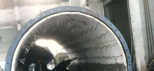 Как выбрать правильный огнеупорный бетон для вашей печи: руководство по долговечности и экономии средств