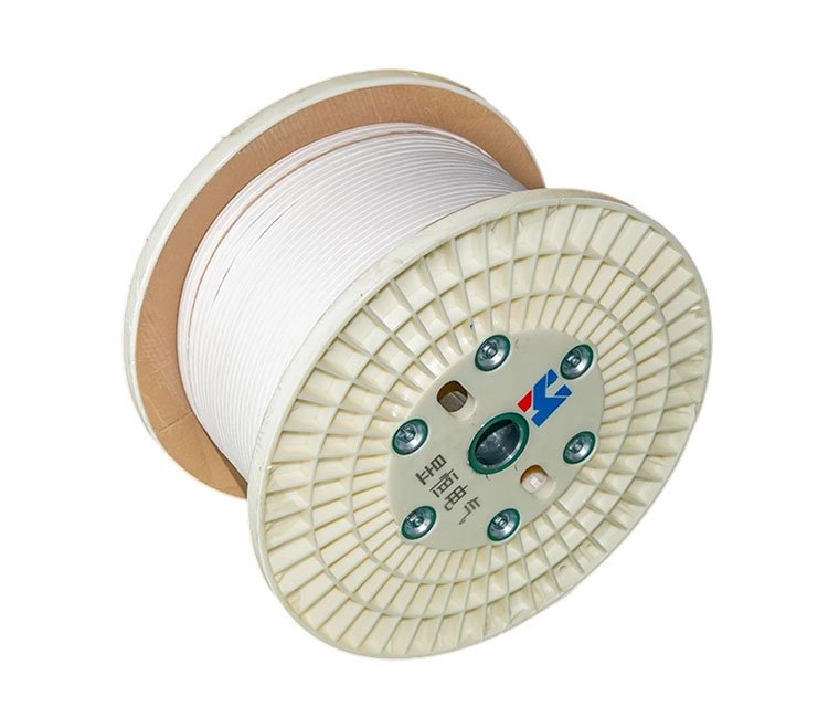 Провод, покрытый бумагой