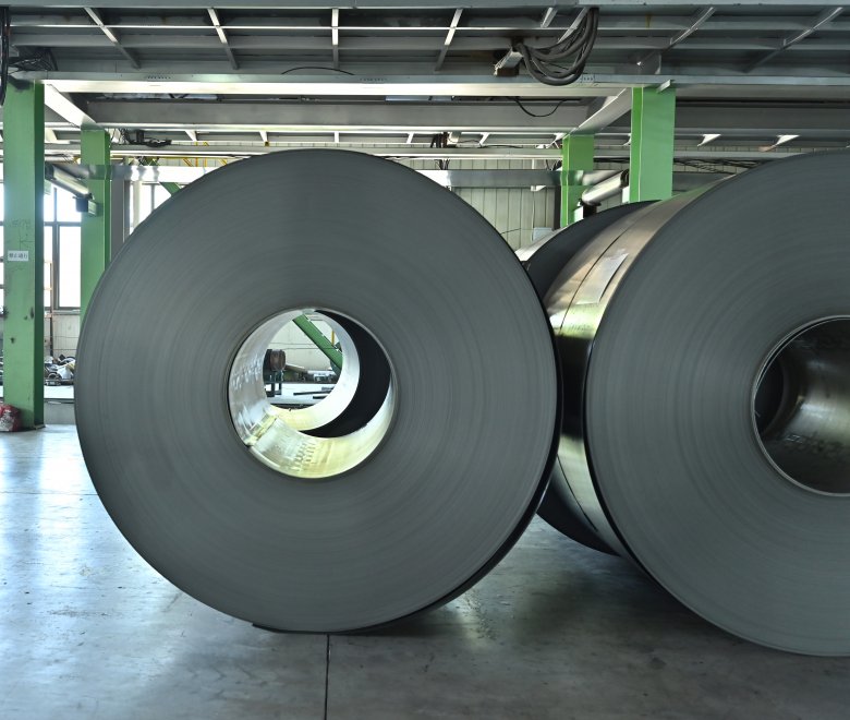 Сборка сердечника трансформатора с использованием стальной катушки HiB-27/105