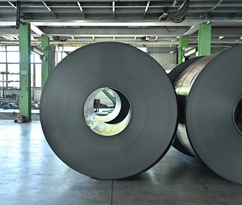 Сборка сердечника трансформатора с использованием стальной катушки HiB-23/95