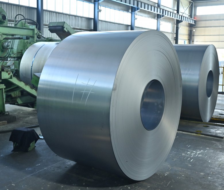 Детальный вид толщины и отделки рулона HiB-27/100