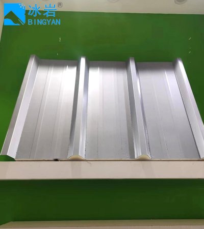 Строительный материал полиуретановая плита для изоляции морозильника 150 мм