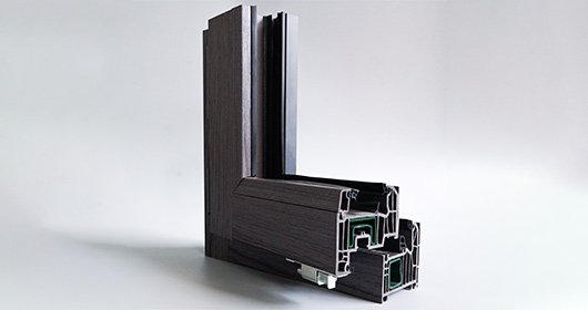 Наша компания успешно разрабатывает новые пластиковые стальные профили из ПВХ, инвестируя значительные средства в создание лидирующей в отрасли продукции.