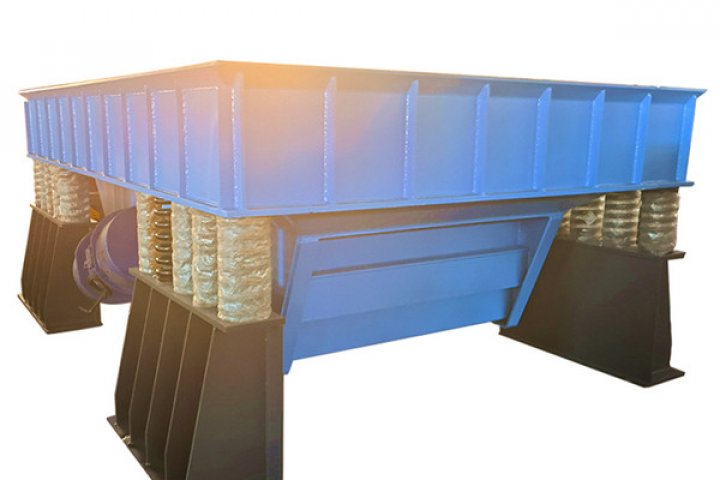 Вибрационная машина для посыпки песком сбоку