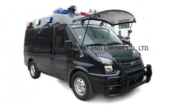 Автомобиль для перевозки полицейских войск Ford