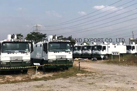 HOWO 10-тонный 6X4 водовоз