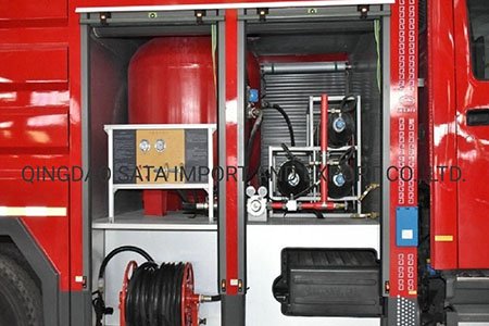 Пожарный автомобиль HOWO с пенным тушением