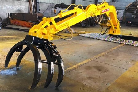 Роторный захват для дерева